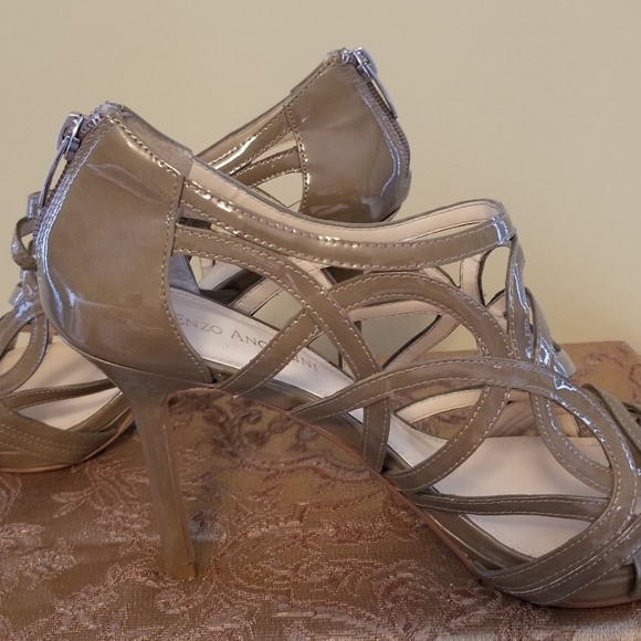 Enzo Angiolini Eamacaw Shoes - Picture 5 of 8